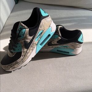 Nike Air Max in Black and Aqua with Camouflage